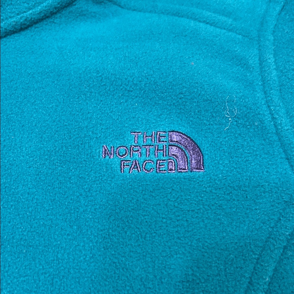 The North Face Women's Teal Fleece 1/4 Zip - Picture 2 of 6